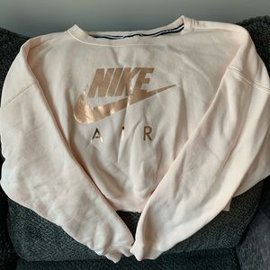 Nike Pale Pink/ Rose Gold Cropped Sweatshirt